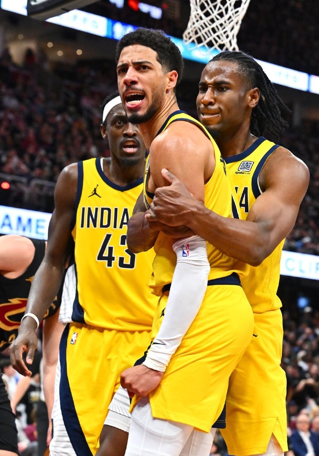 爱游戏APP 西亚卡姆在C9比赛中重要助攻，夺冠引发热议！